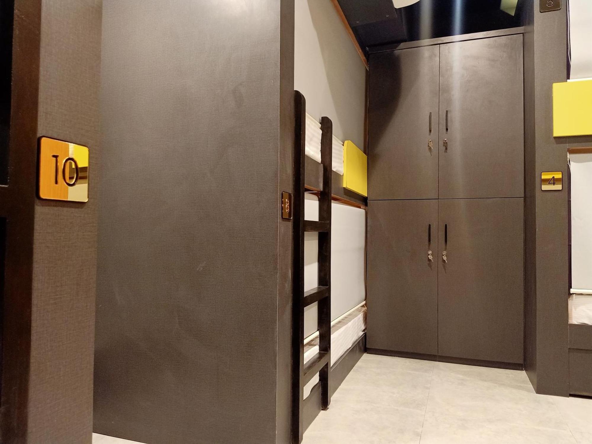 Stay Villa Hostel For Male And Female Mumbai Exteriör bild