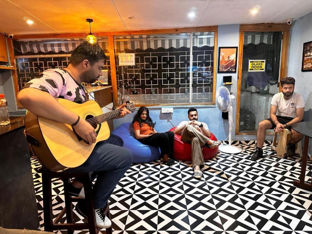 Stay Villa Hostel For Male And Female Mumbai Exteriör bild