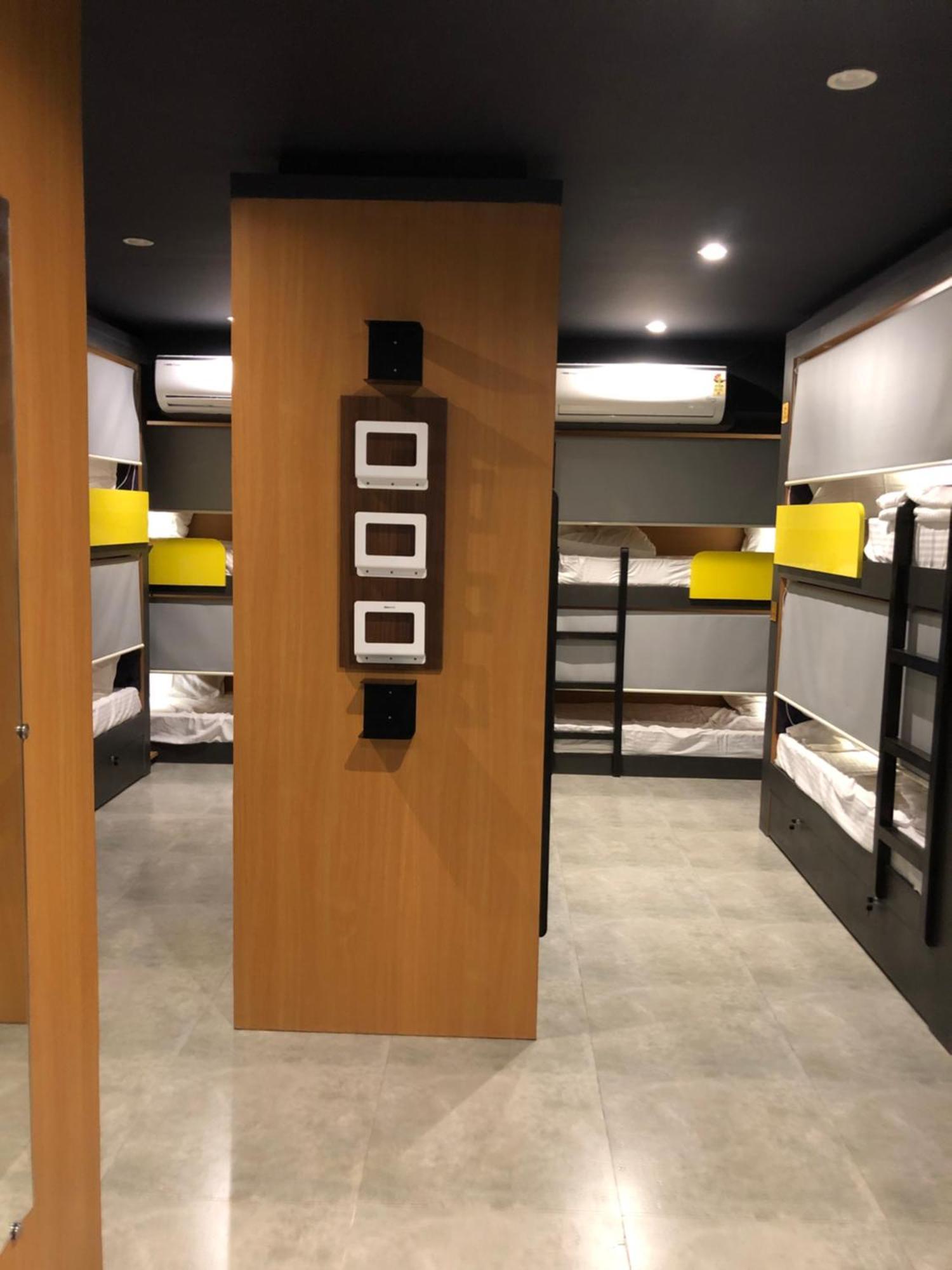 Stay Villa Hostel For Male And Female Mumbai Exteriör bild