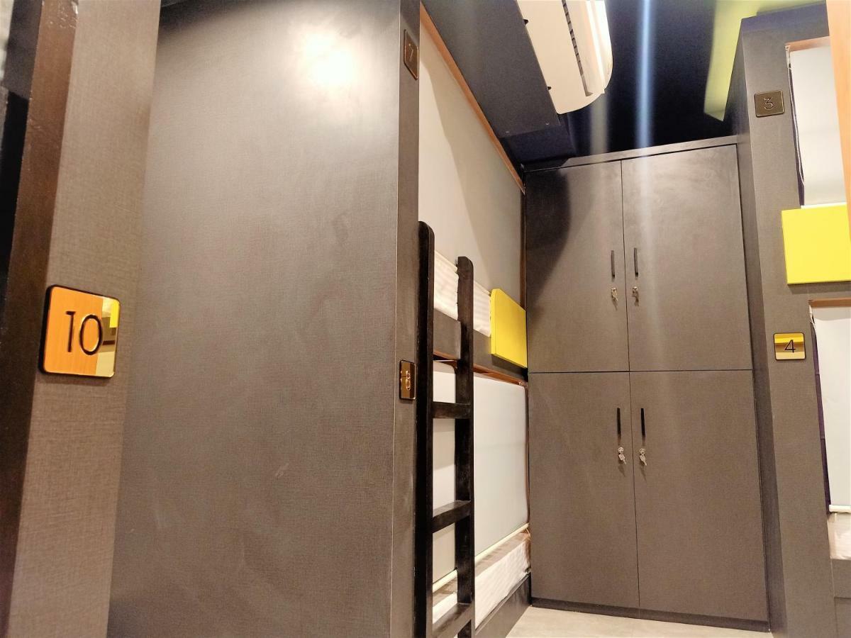 Stay Villa Hostel For Male And Female Mumbai Exteriör bild